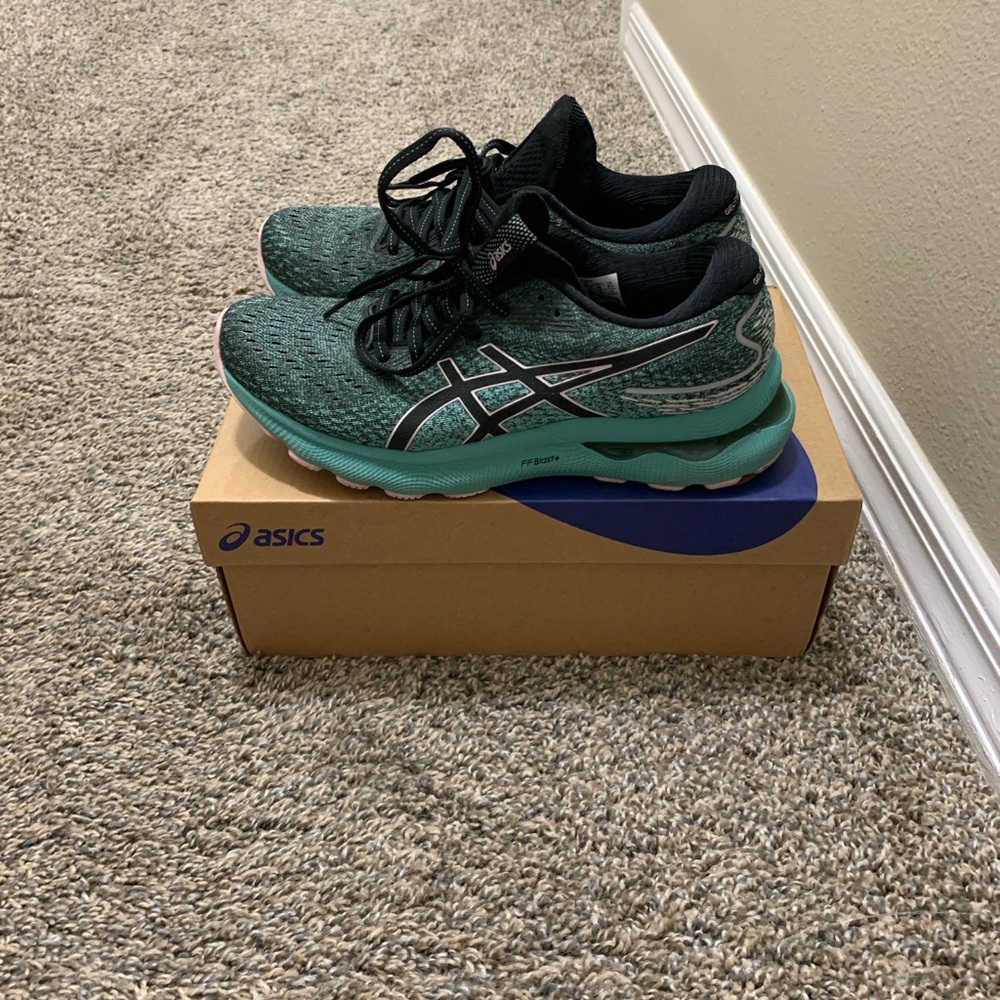 ASICS Gel-Nimbus 24 Teal and Black Sneakers